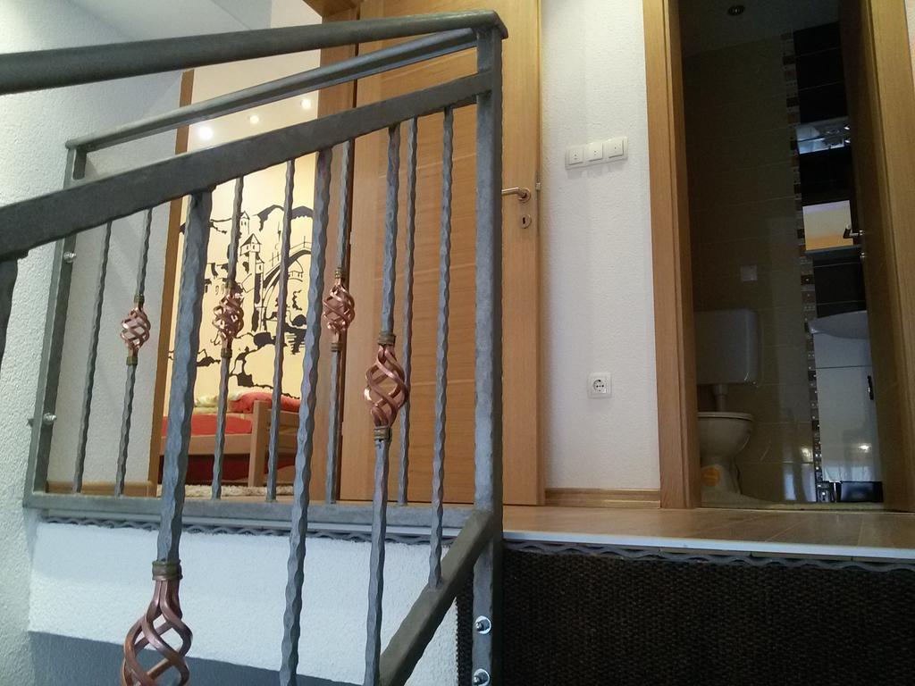 Guest House Mirza Mostar Bagian luar foto