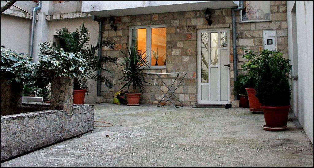 Guest House Mirza Mostar Bagian luar foto