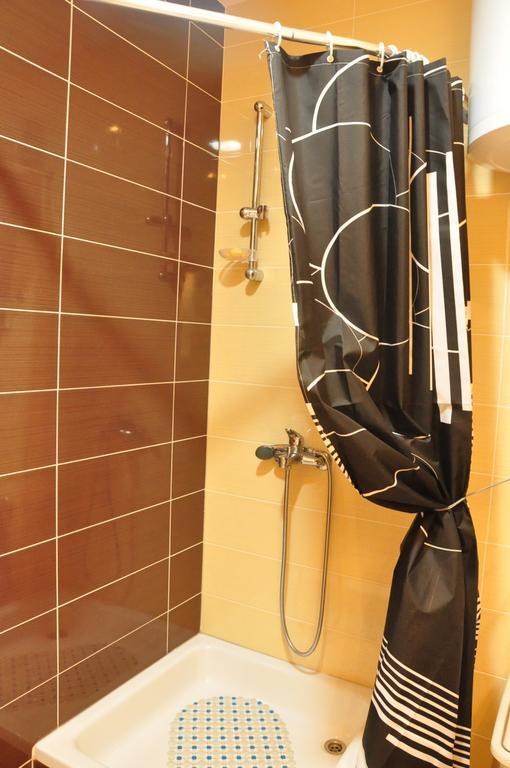 Guest House Mirza Mostar Bagian luar foto