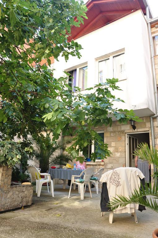Guest House Mirza Mostar Bagian luar foto
