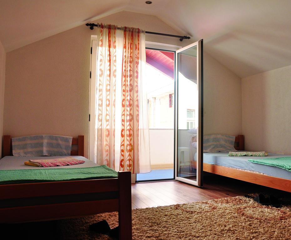 Guest House Mirza Mostar Bagian luar foto
